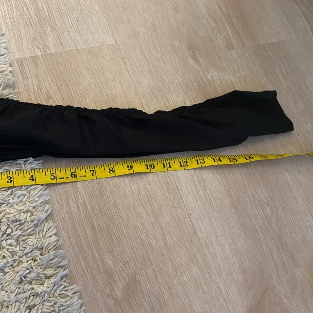 Black hooded top. Excellent condition. - Picture 3 of 6